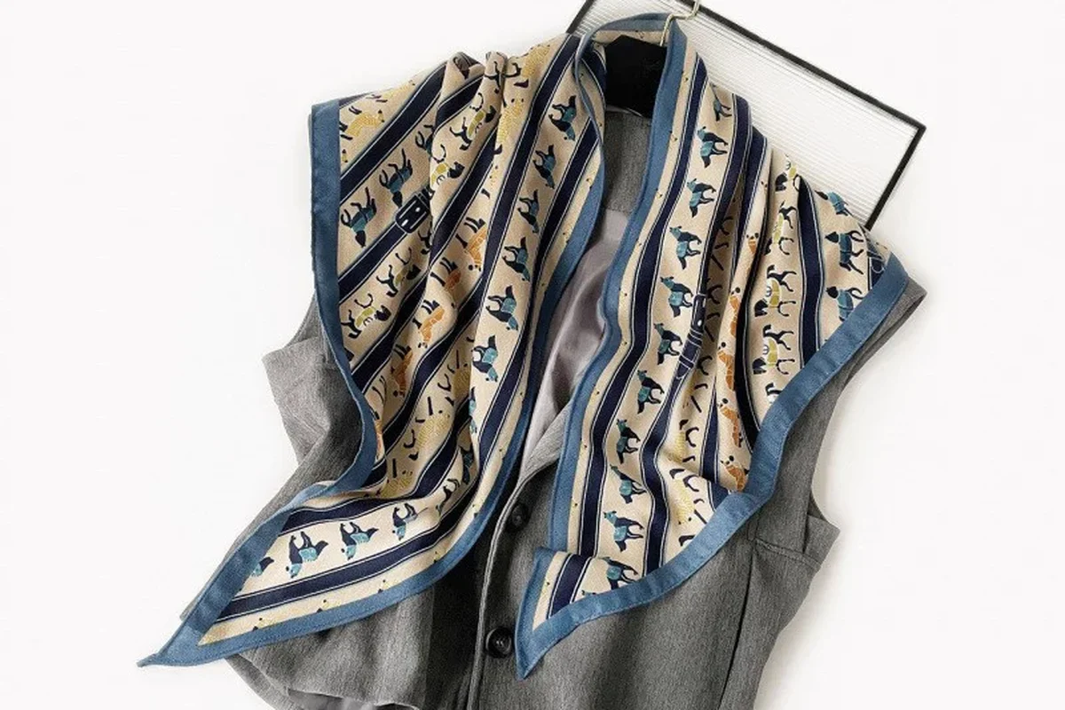 Silk Jacquard silk scarf